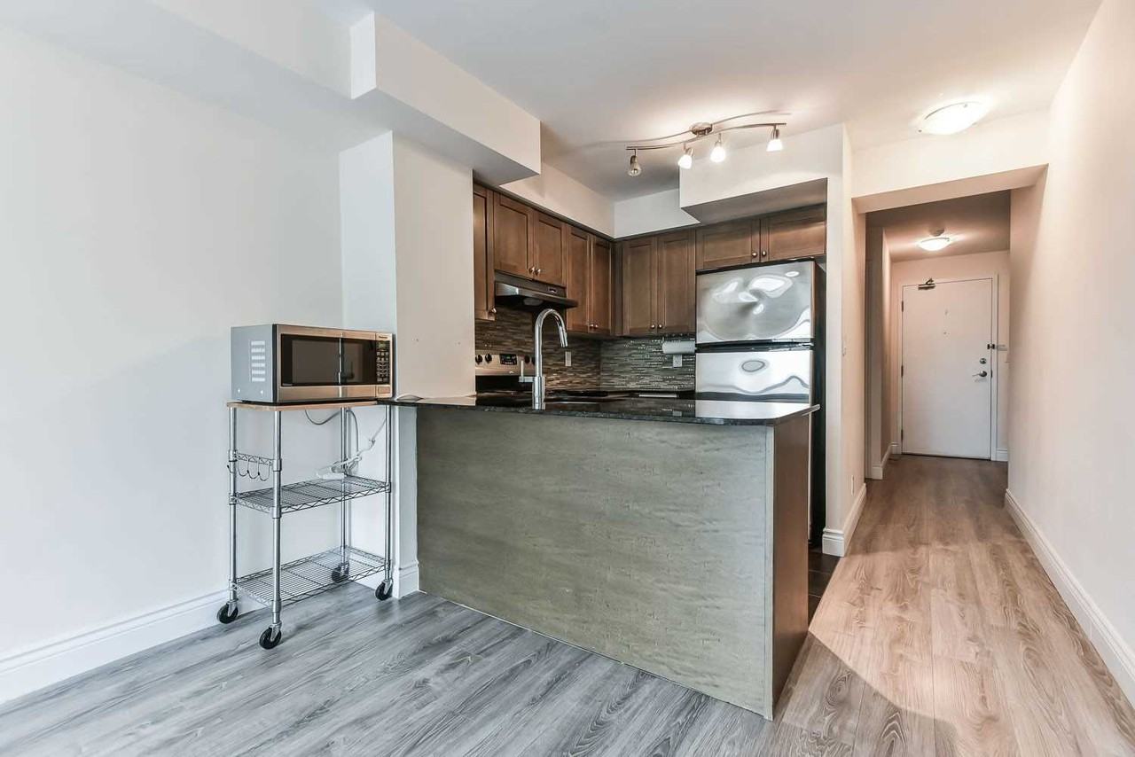 225 Wellesley Street East #510