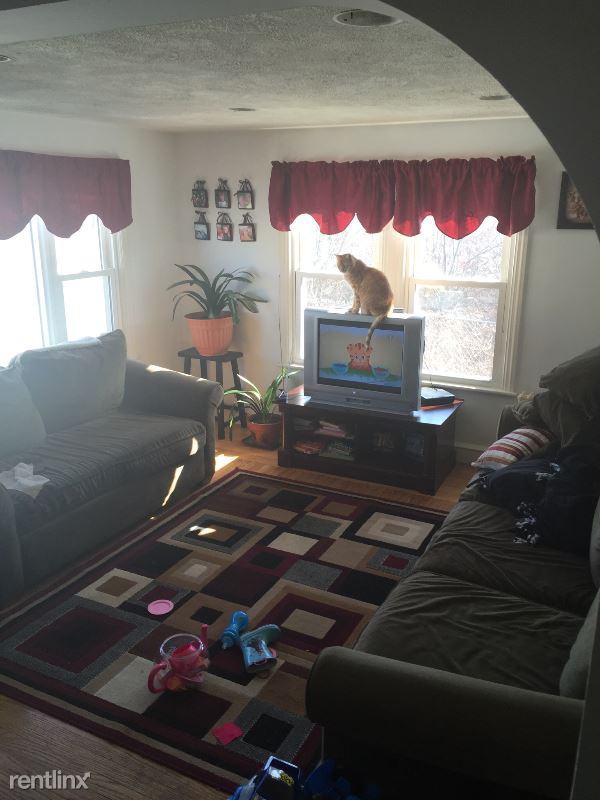 10 Sacramento St - Photo 3 of 7