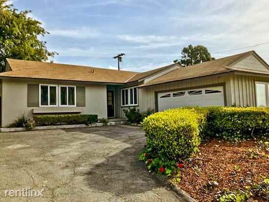 205 Vista Del Mar Dr - Photo 3 of 7