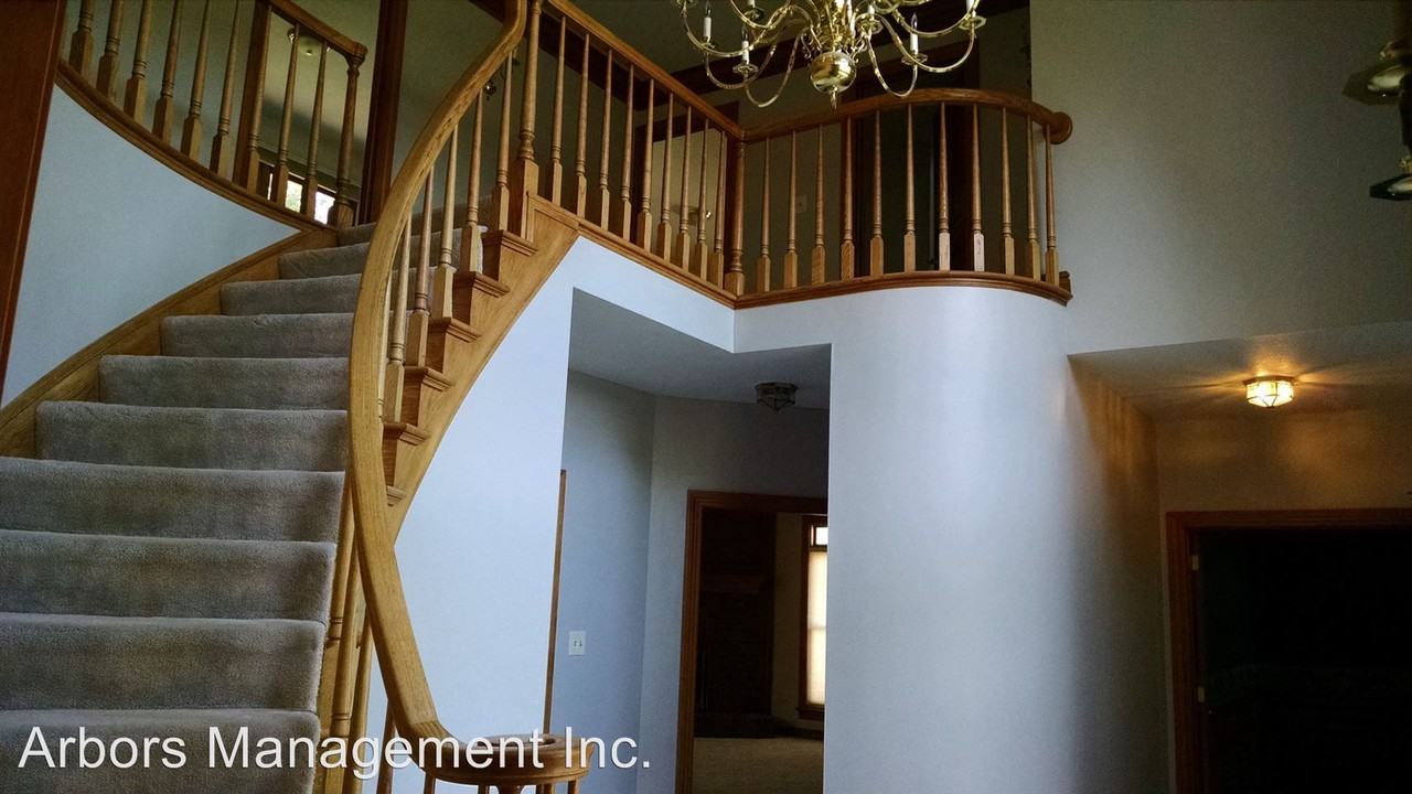 309 Rustin Way - Photo 3 of 10