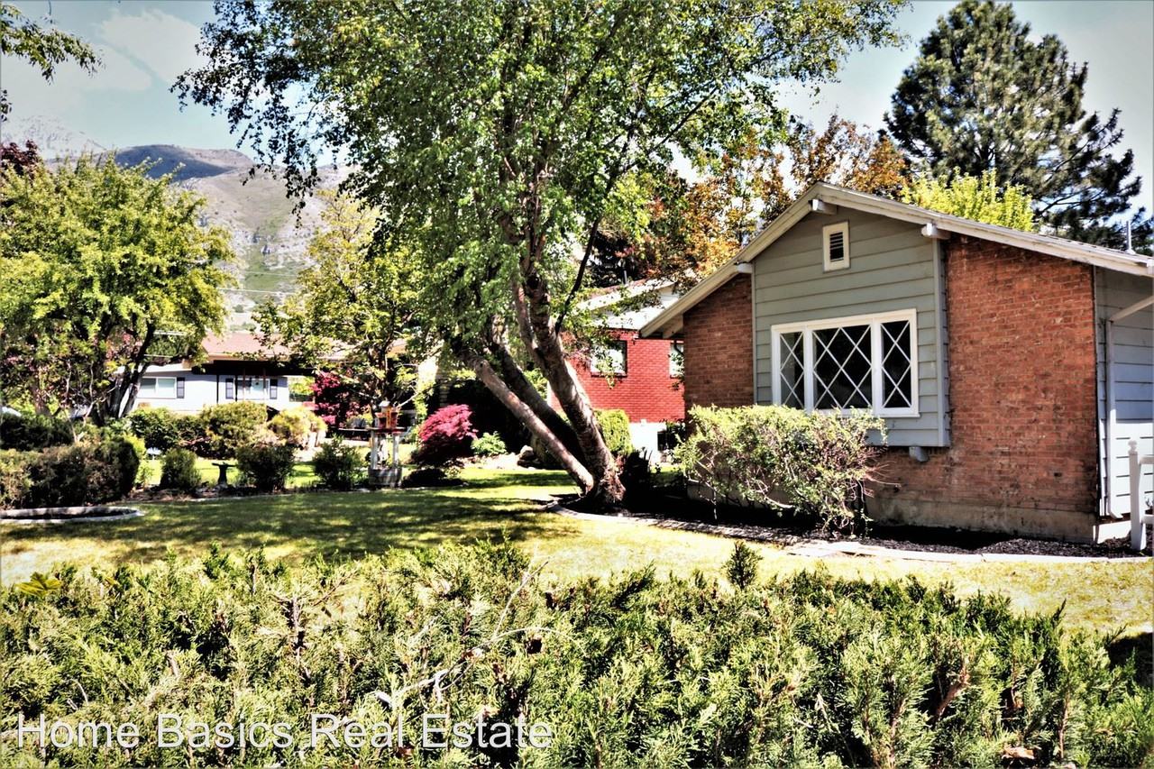 292 E 4075 N St - Photo 3 of 50