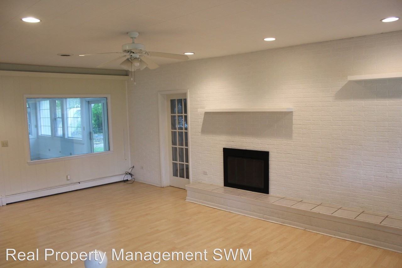 2139 Derfla Dr - Photo 2 of 20