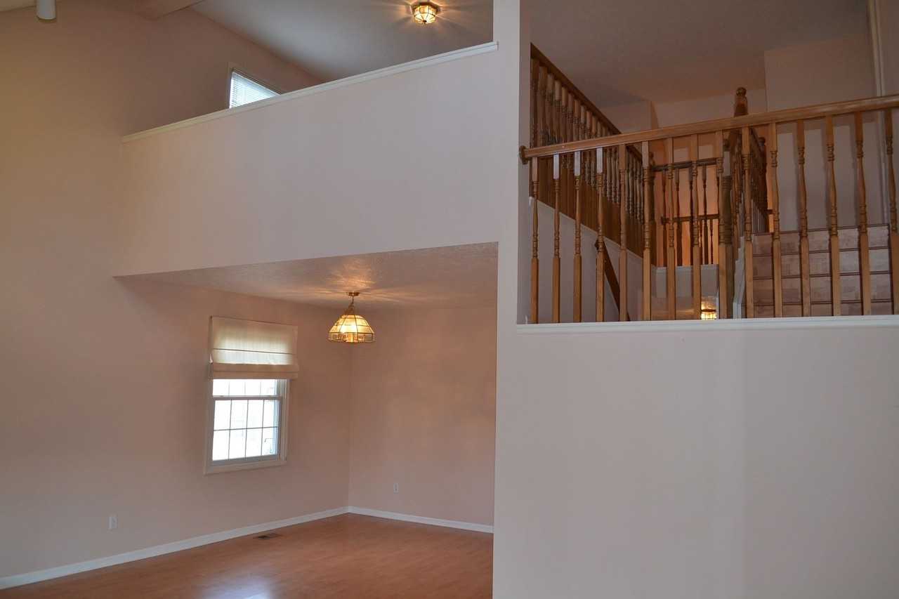 200 Steeple Chase Dr - Photo 3 of 21