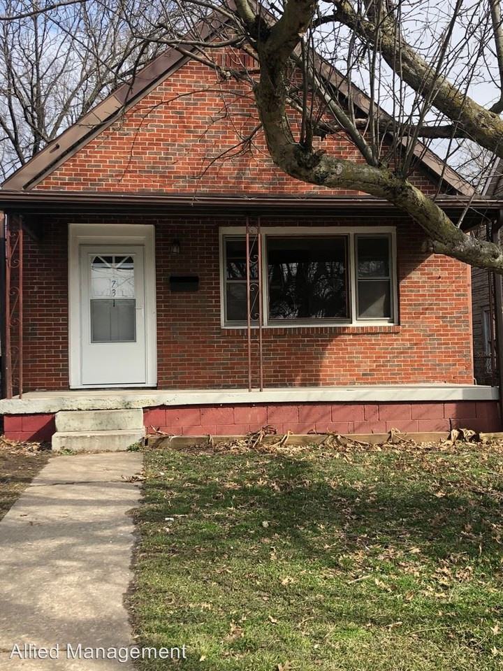 731 Charles Ave - Photo 2 of 12