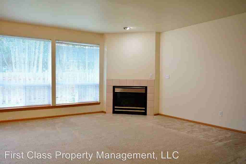 20693 SW Lavender Ave - Photo 3 of 24