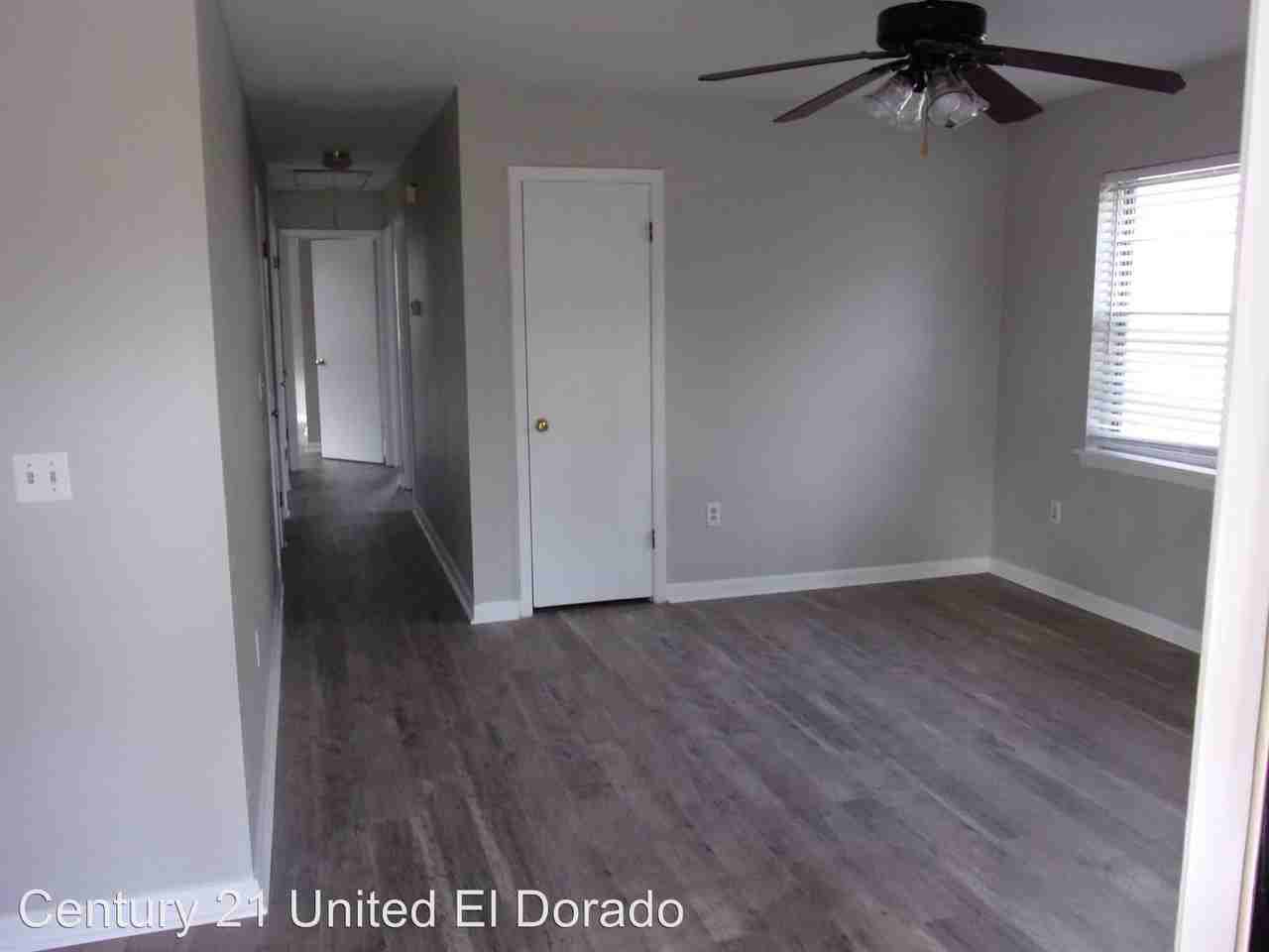 415 Hathaway Dr - Photo 2 of 8