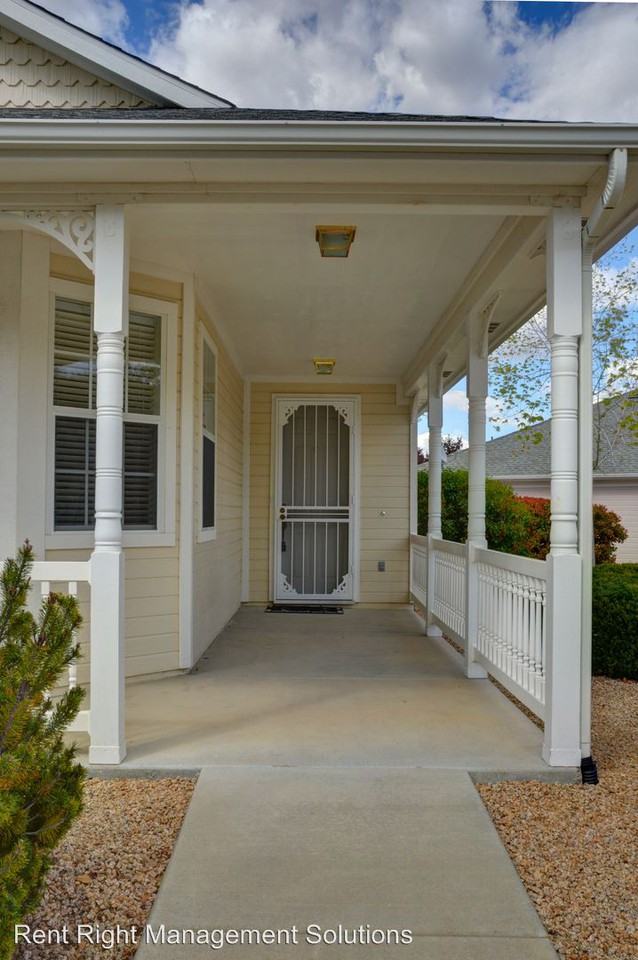 1841 E Mulberry St - Photo 2 of 38