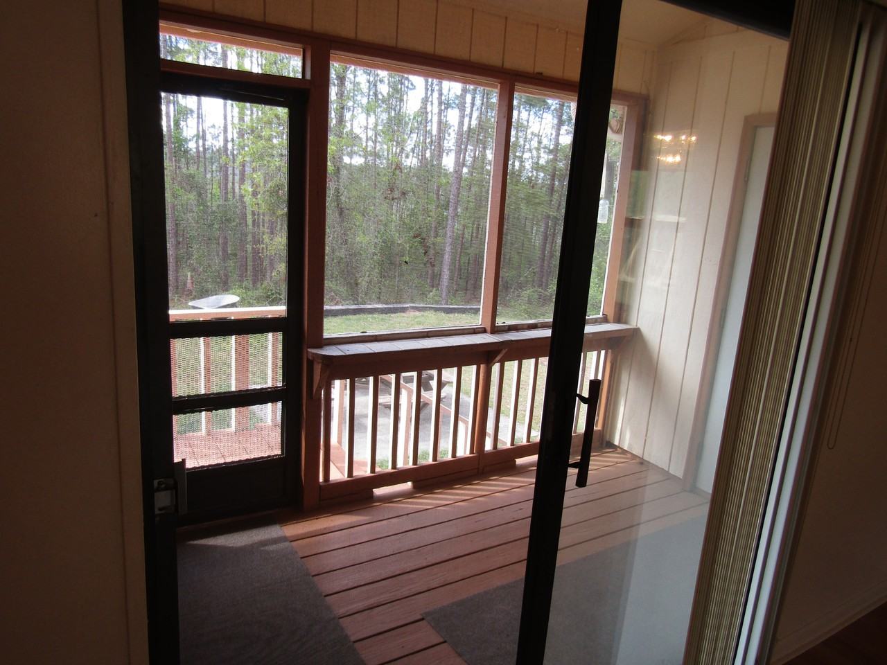 905 Devils Ct - Photo 3 of 10