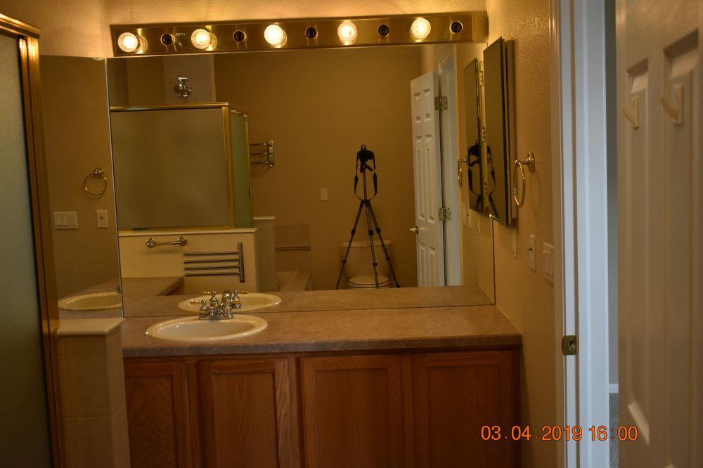 7380 E Lowry Blvd - Photo 3 of 11