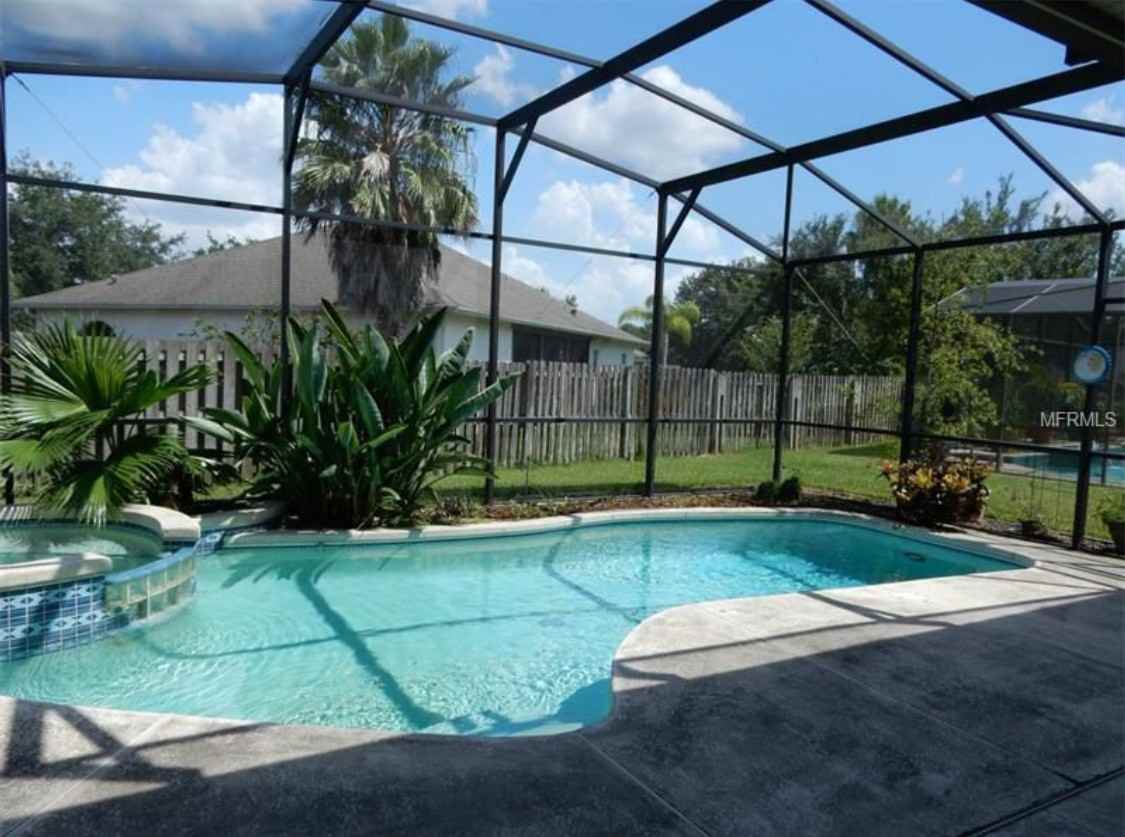 123 Augusta Dr - Photo 2 of 21