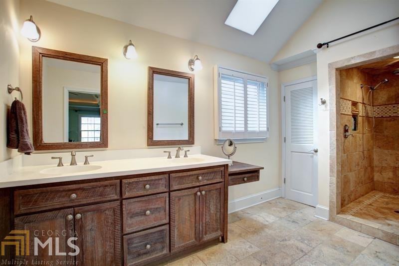 4685 Scribner Ct - Photo 3 of 34