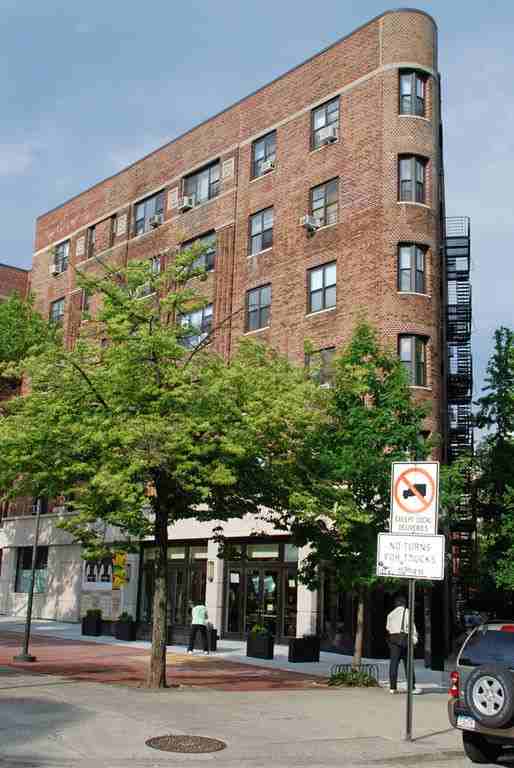 10 Downing - Photo 3 of 18