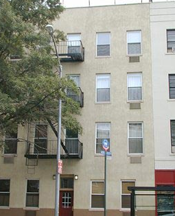 560 Hudson Street - Photo 2 of 12