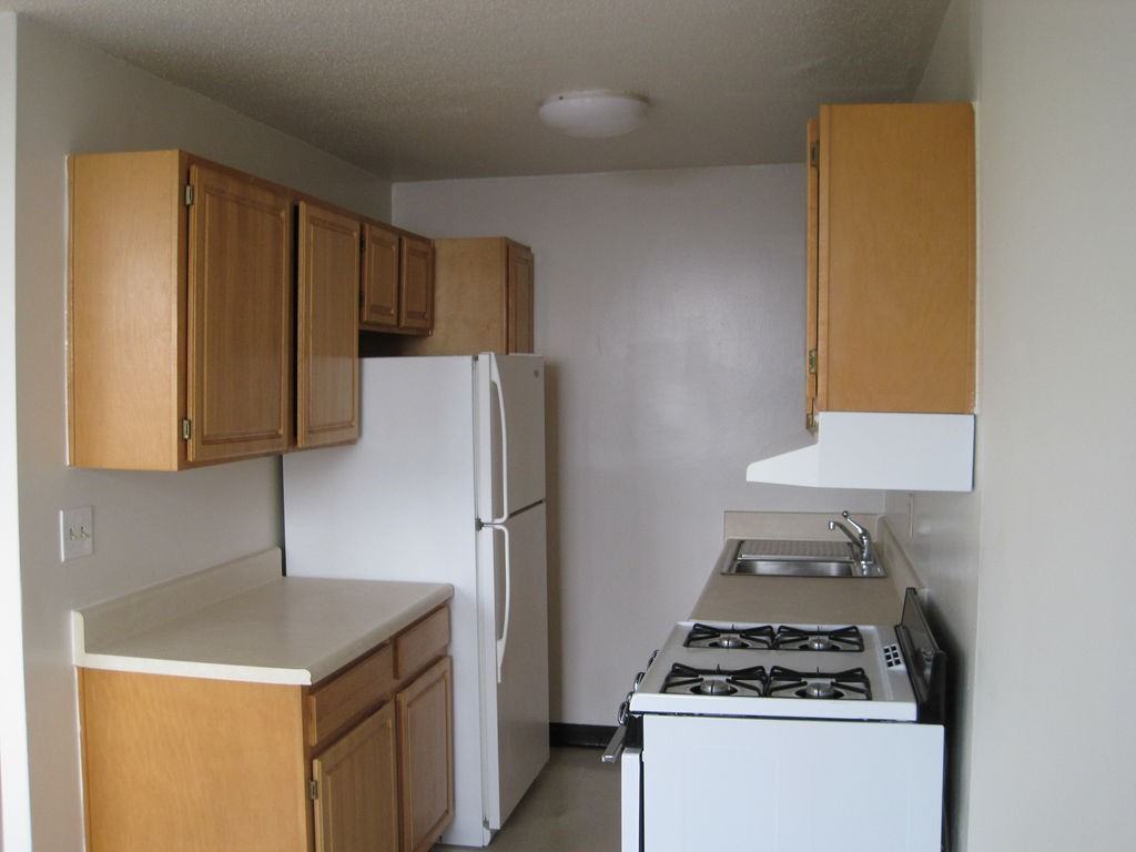 Sea Park - 2980 West 28th Street - Photo 3 of 3