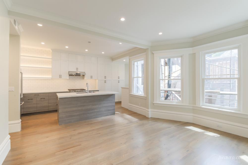 441 Oak St - Photo 2 of 26