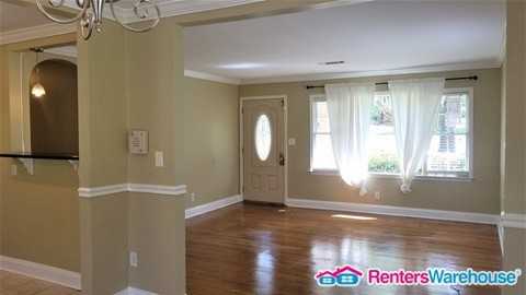 2512 St Patrick St SE - Photo 3 of 20