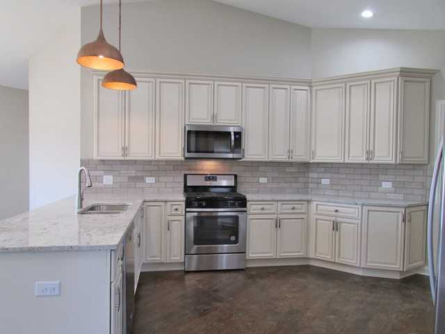 865 Meadow Ln - Photo 2 of 30