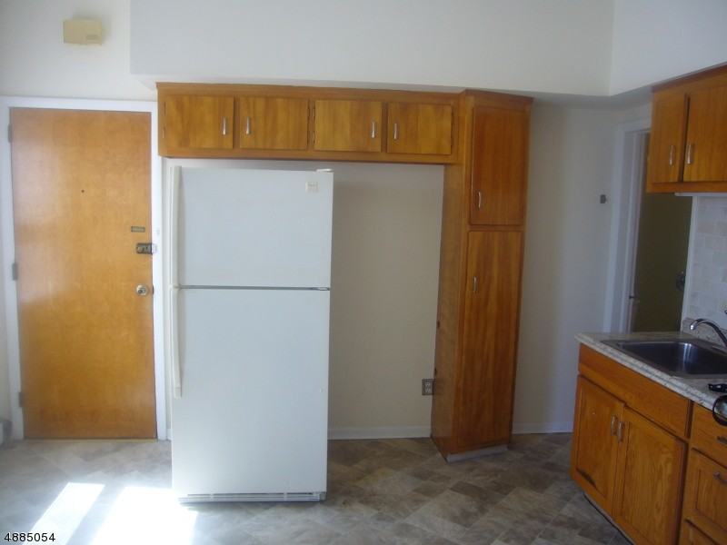 52 Durant Ave #3 - Photo 2 of 8