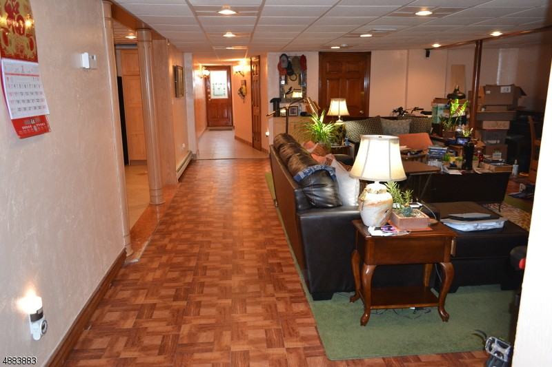 662 W Foothill Rd - Photo 3 of 9