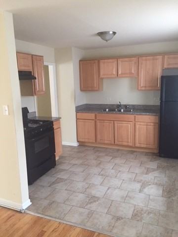 1 University Pkwy - Photo 3 of 7