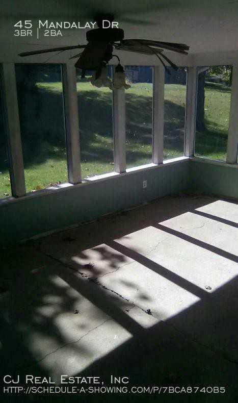 45 Mandalay Dr - Photo 3 of 11