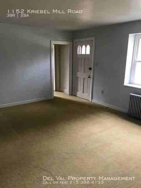 1152 Kriebel Mill Rd - Photo 2 of 21