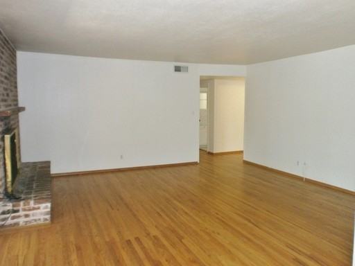 5405 Leader Ave - Photo 3 of 24