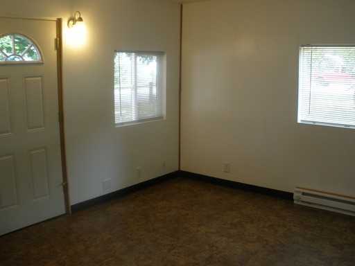 1203 E Garden Ave - Photo 3 of 8