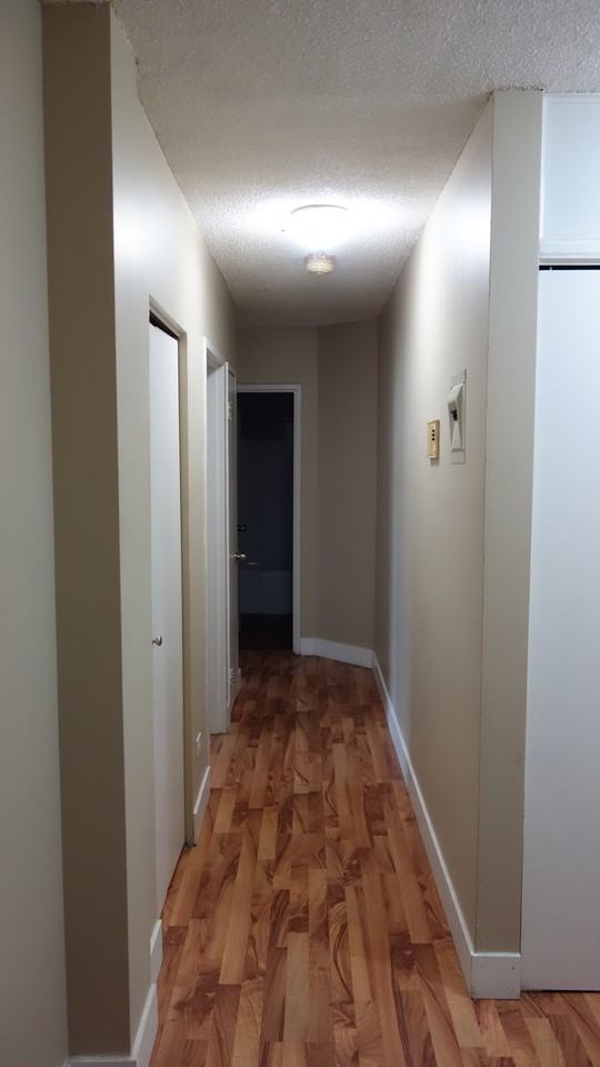 738 - 14 Avenue S.W. - Photo 3 of 15