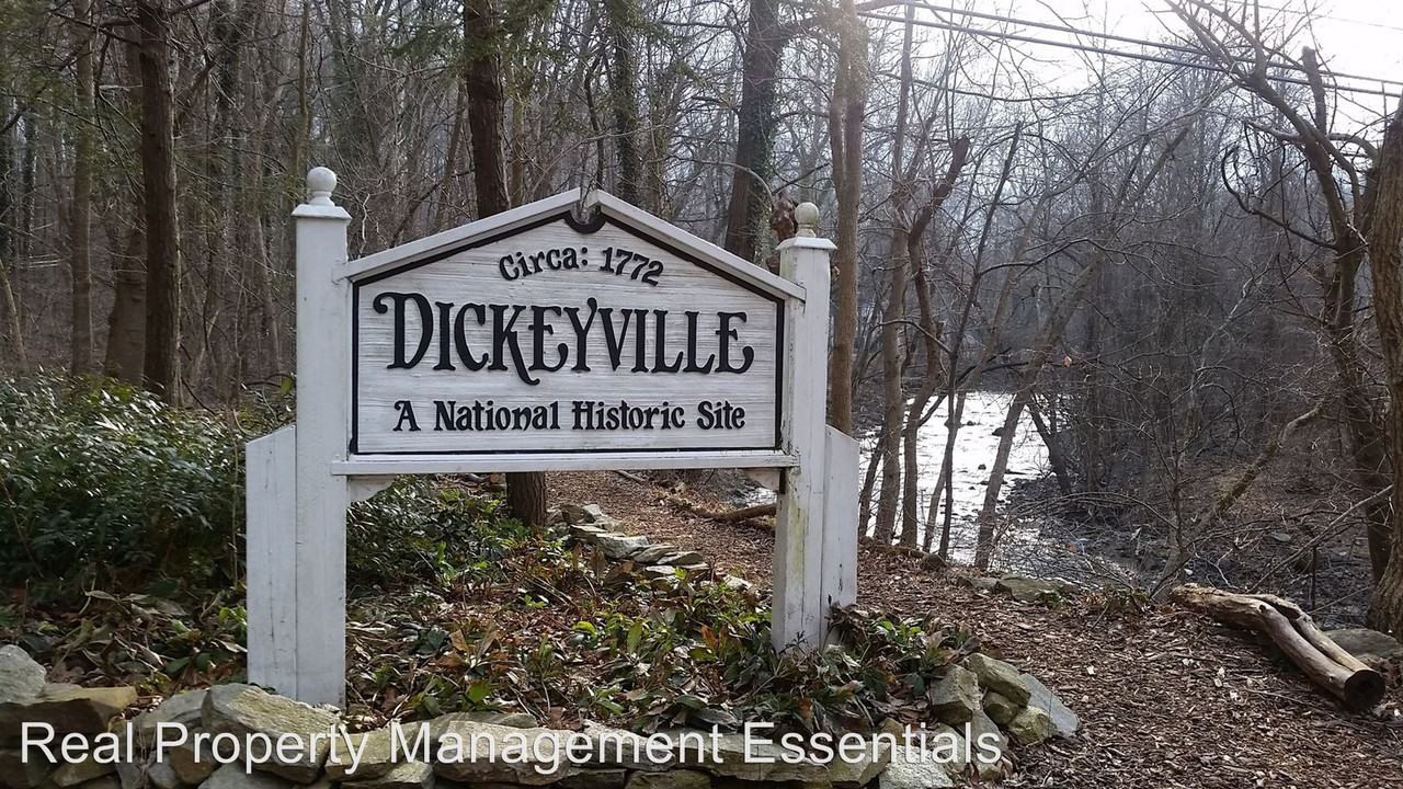 2306 Pickwick Rd - Photo 2 of 24