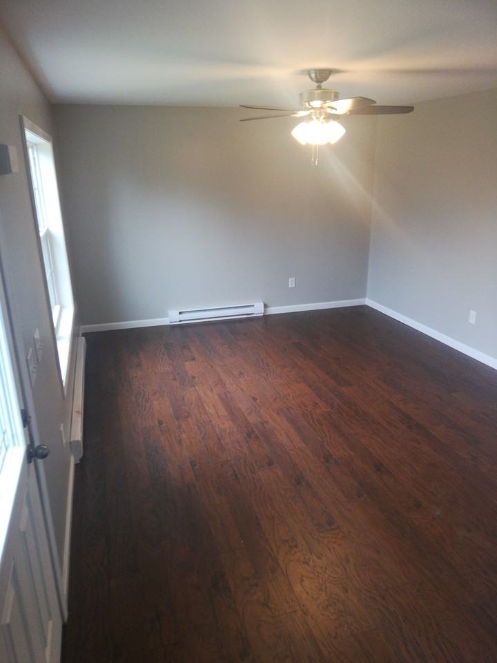 1065 Frank Brenneman Road - Photo 5 of 9