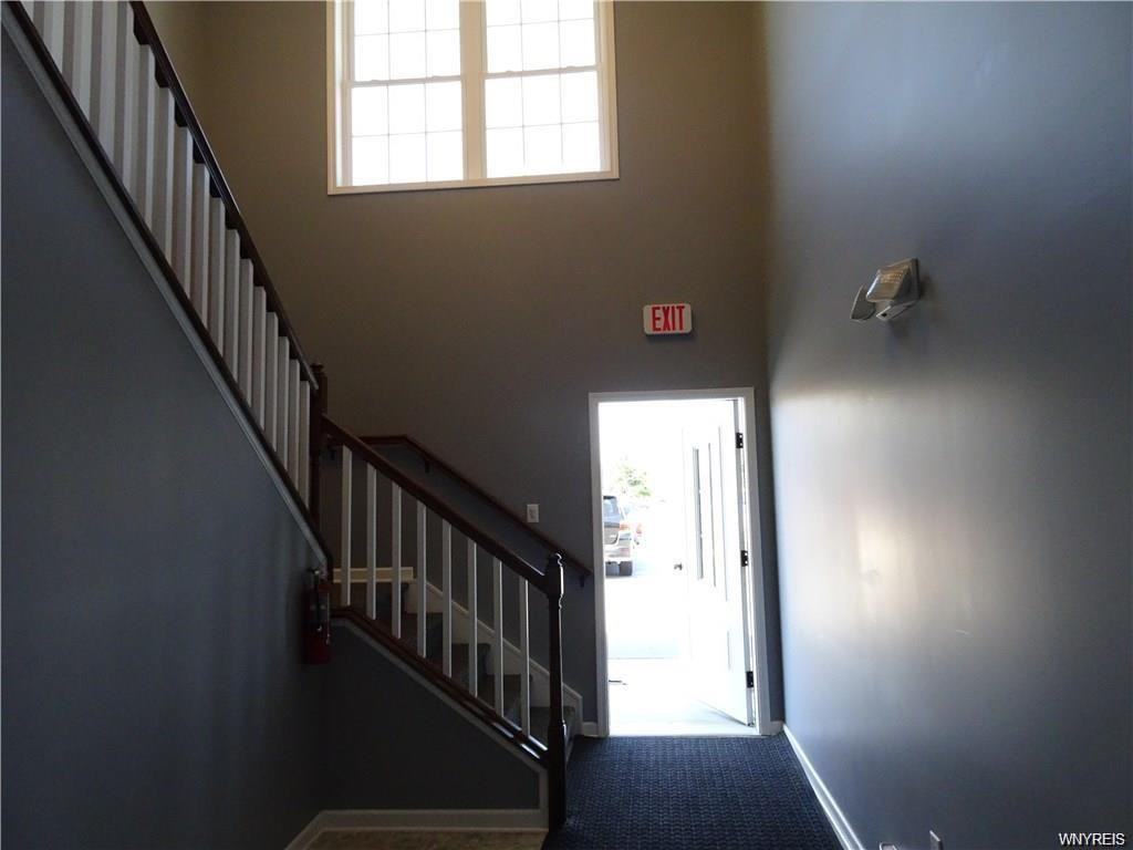 120 Flint Rd - Photo 3 of 16