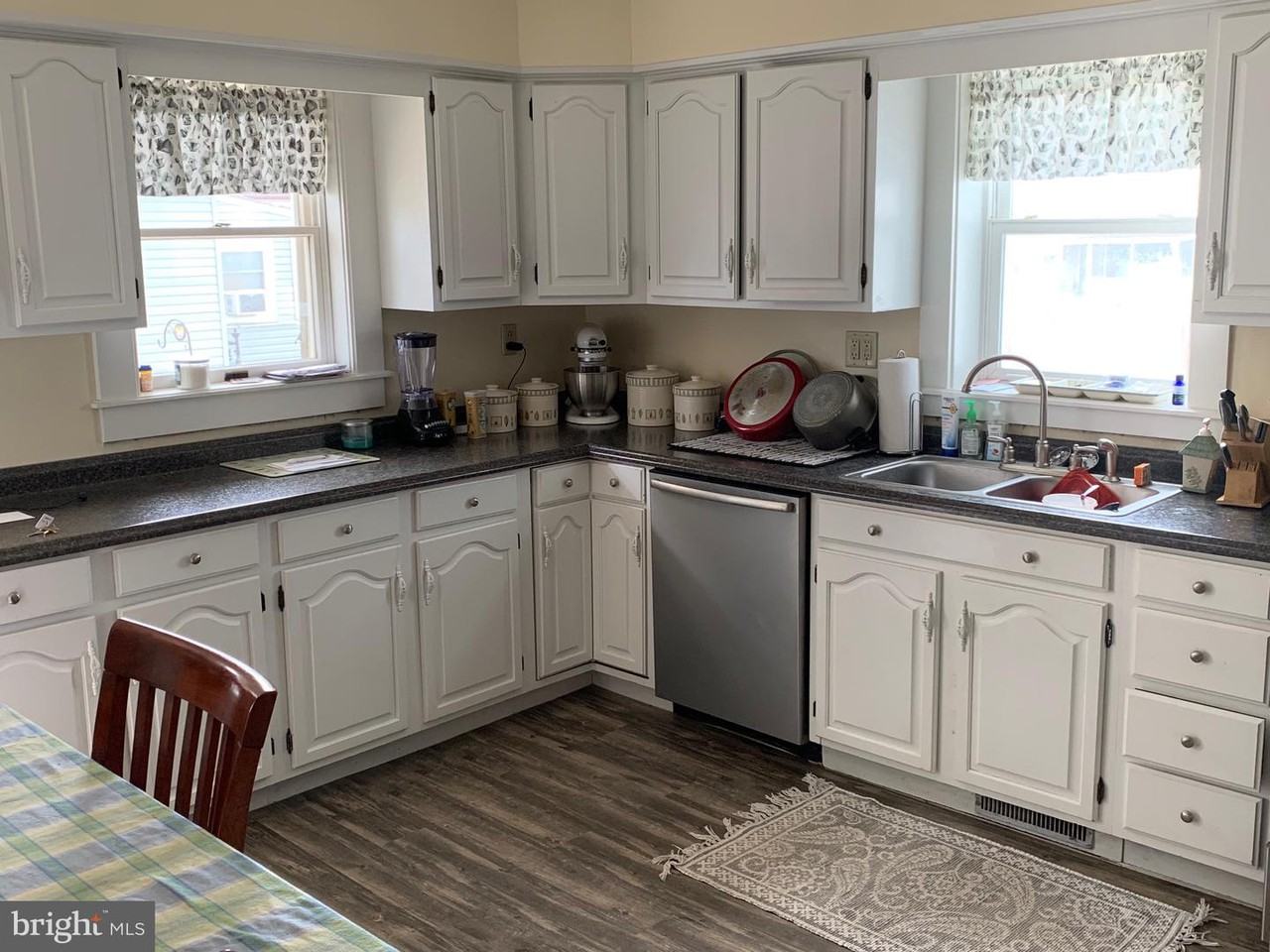 70 N Main St - Photo 2 of 7