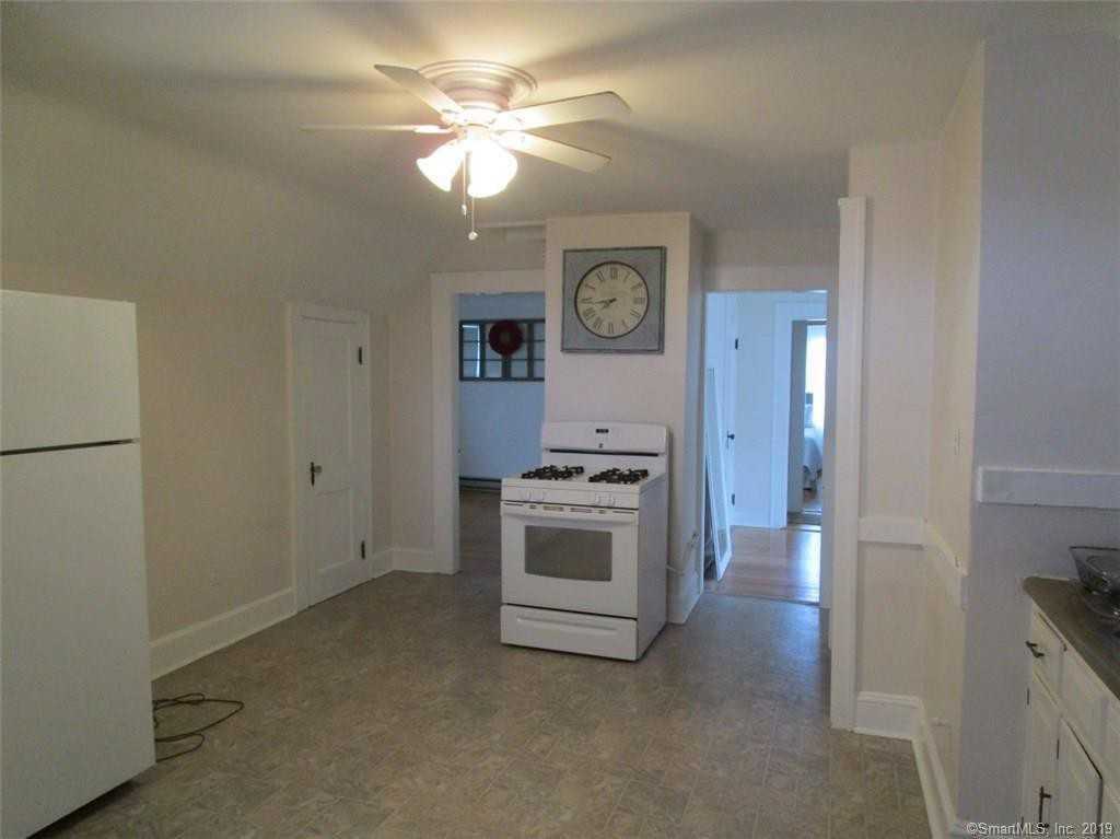 160 Scofield Ave - Photo 3 of 18