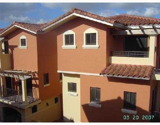 1944 NE 4th St - Photo 2 of 30