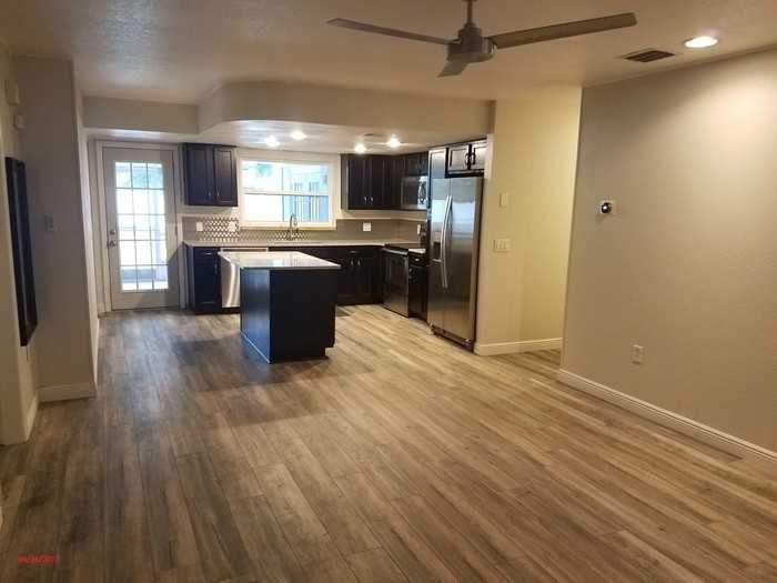 8533 Sandberry Blvd - Photo 3 of 23