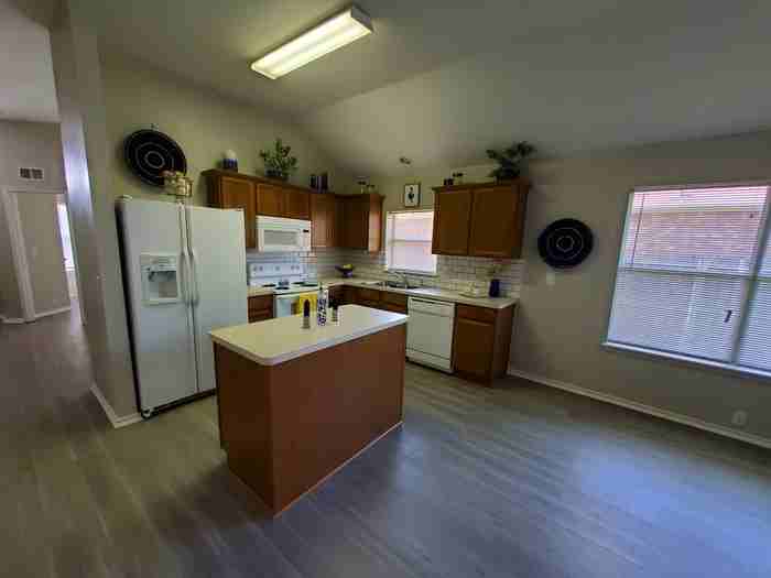 1115 Mule Deer Drive - Photo 3 of 28