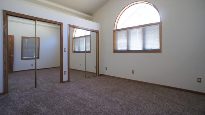 1724 Spruce St - Photo 2 of 10