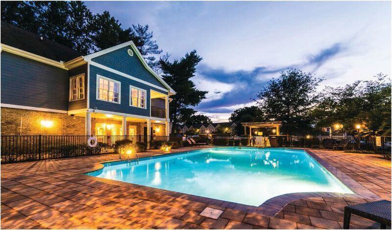 865 Bellevue Apartments - Photo 7 of 37