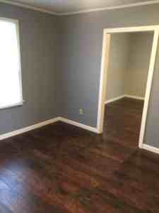 605 Cleveland St - Photo 2 of 5