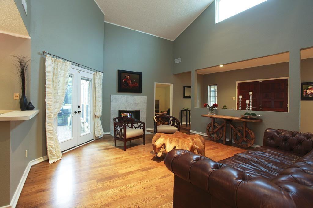 8605 Cedarspur Dr - Photo 2 of 13