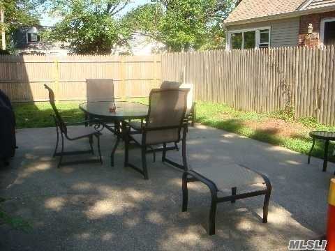 30 Davison Ct - Photo 3 of 4