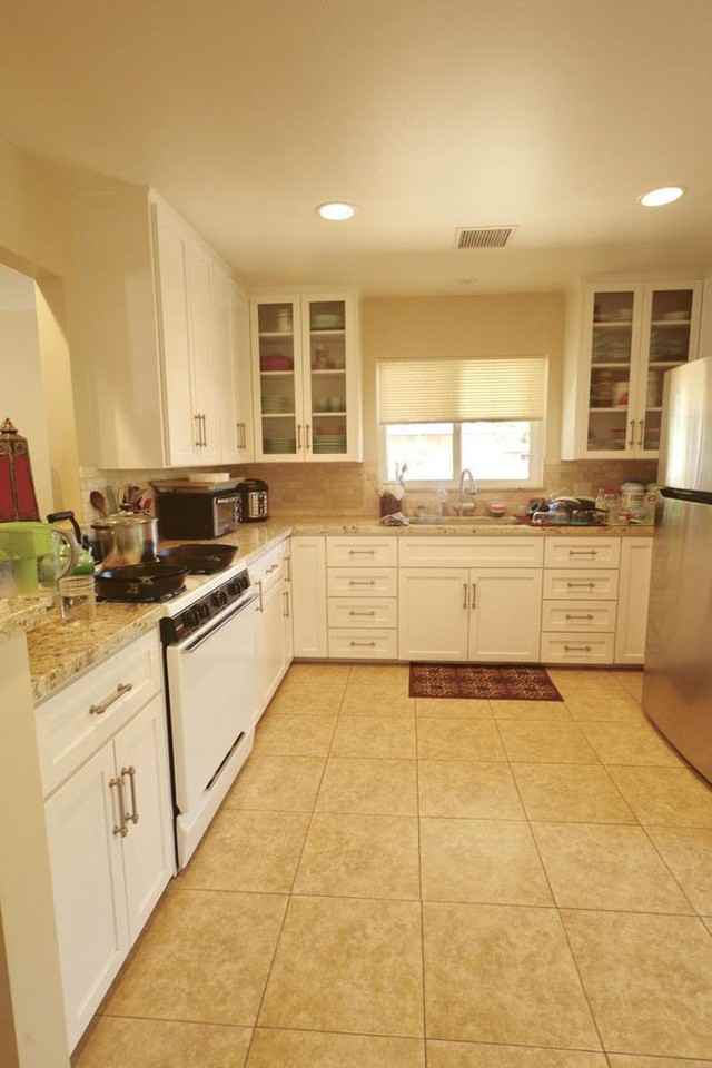 301-303 W. Aliso St - Photo 3 of 12