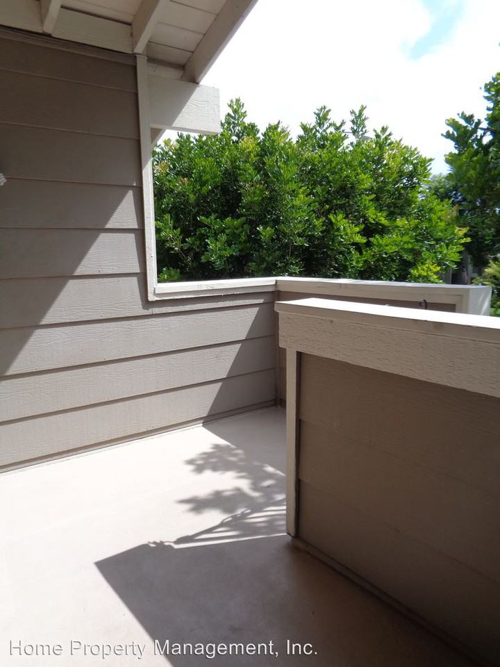 16921 Cod Cir #B - Photo 3 of 15