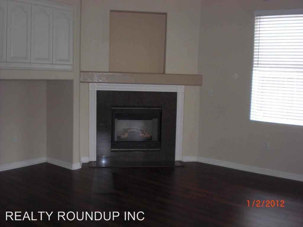 10117 E Taron Dr - Photo 2 of 12