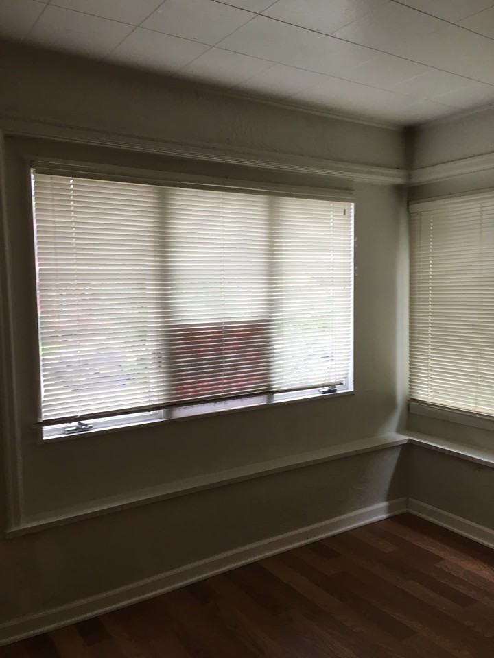 323 15th Avenue - Photo 2 of 11