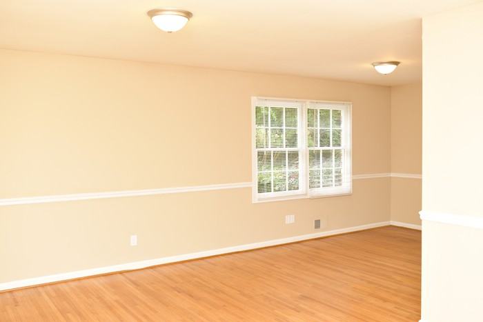 417 Westwood Ave - Photo 2 of 9