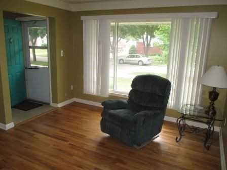 9994 Deering St - Photo 2 of 15