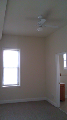 2200 Brookfield Ave - Photo 3 of 10