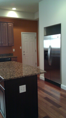 2200 Brookfield Ave - Photo 2 of 10